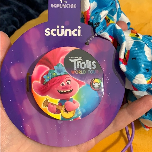 Trolls Rainbow Scrunchie - Picture 6 of 6